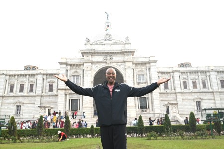 Colin-Jackson-Intl.-Event-Ambassador-TSK-25K-at-Iconic-Victoria-Memorial-1.JPG