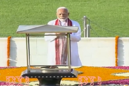 Modi-Rajghat.jpg