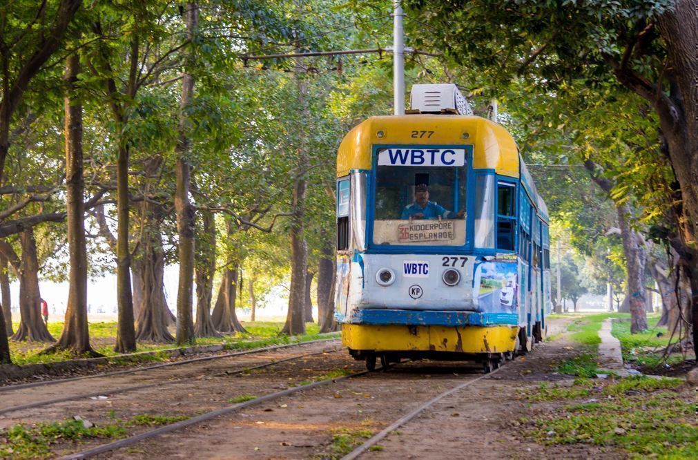 kolkata-tram_0_1200.jpg