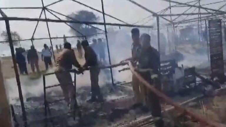 fire-mahakumbh.jpg