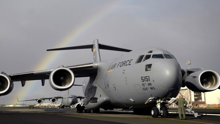 c-17.jpg