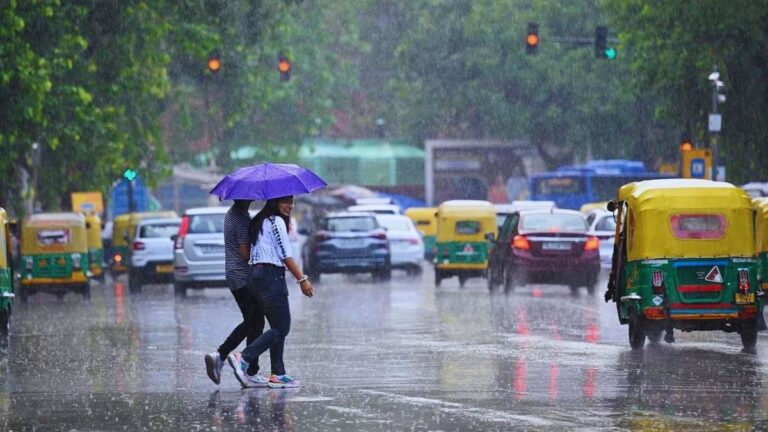 682aaf927b205-imd-predicts-rain-and-thunderstorm-in-delhi-this-week-191151100-16x9.jpg