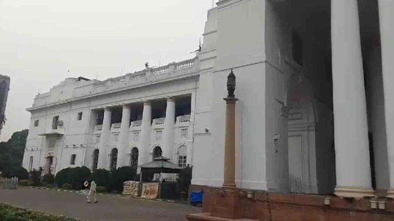 assambly.jpg