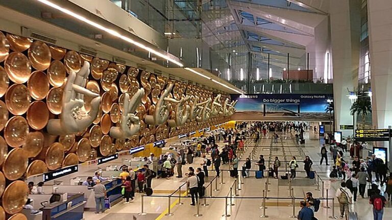 delhi-airport.jpg