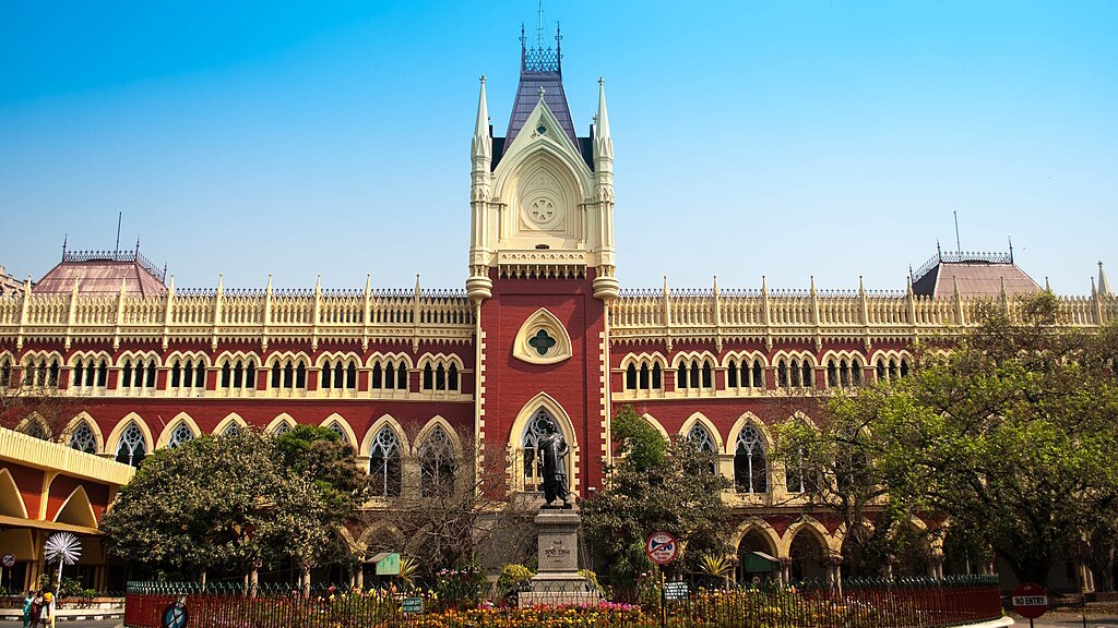 1024px-Calcutta_High_Court_01.jpg