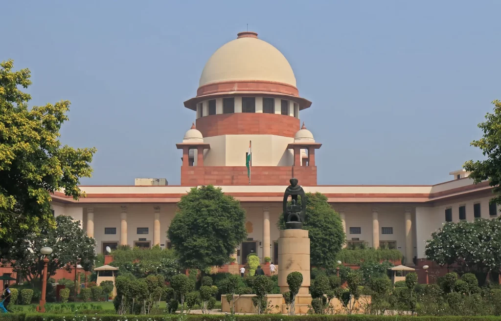 Supreme-Court-of-India-Central-Wing-where-chief-justice-courtroom-is-located-New-Delhi-India.webp