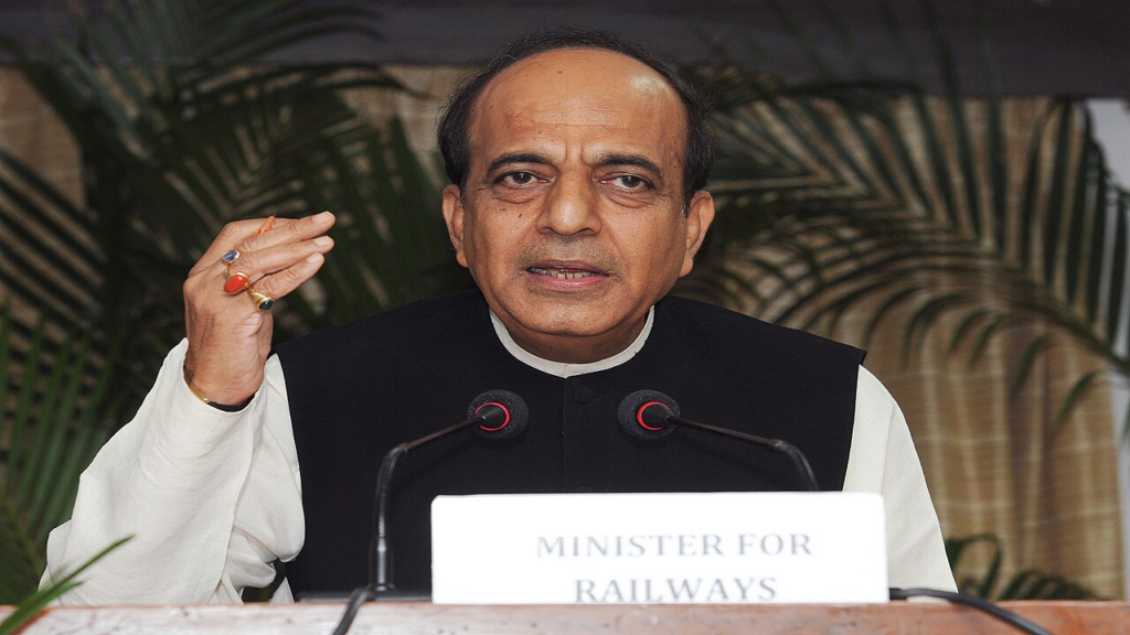 dinesh-trivedi.png
