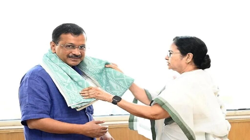 kejri-mamata.jpg