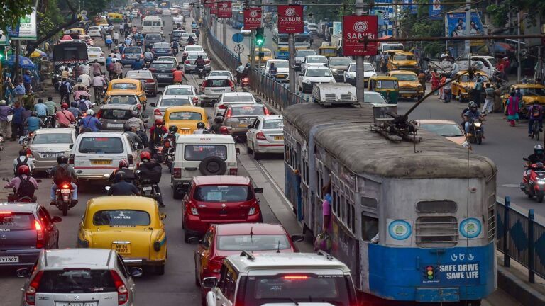 kolkata-car.jpg