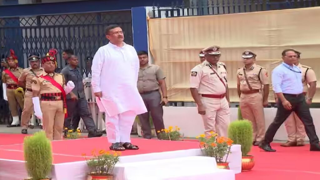 suvendu-adhikari-guard-of-honour.jpg