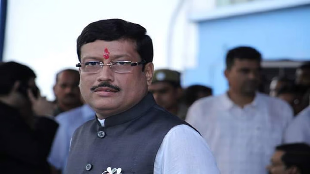 SABYASACHI.jpg