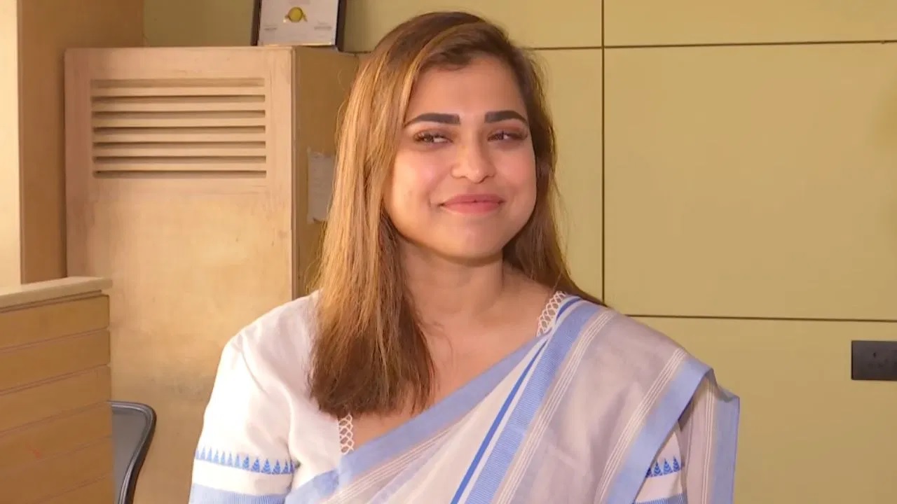 SHREYA.jpg