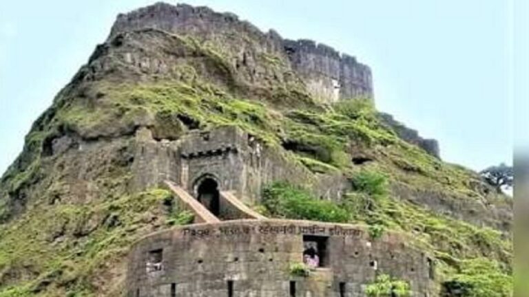 lohagad-durga.jpg
