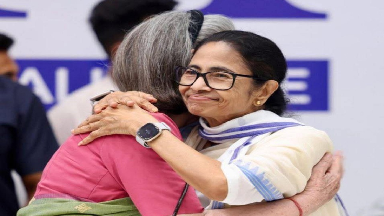 mamata-sonia.jpg