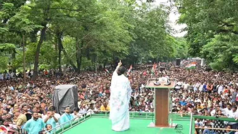 MAMATA.jpg