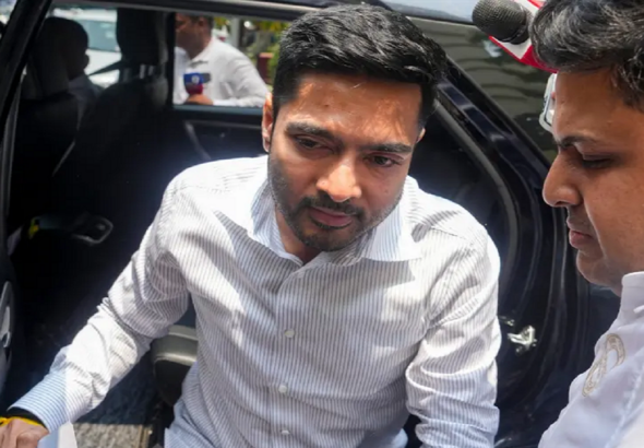 abhishek-2.png