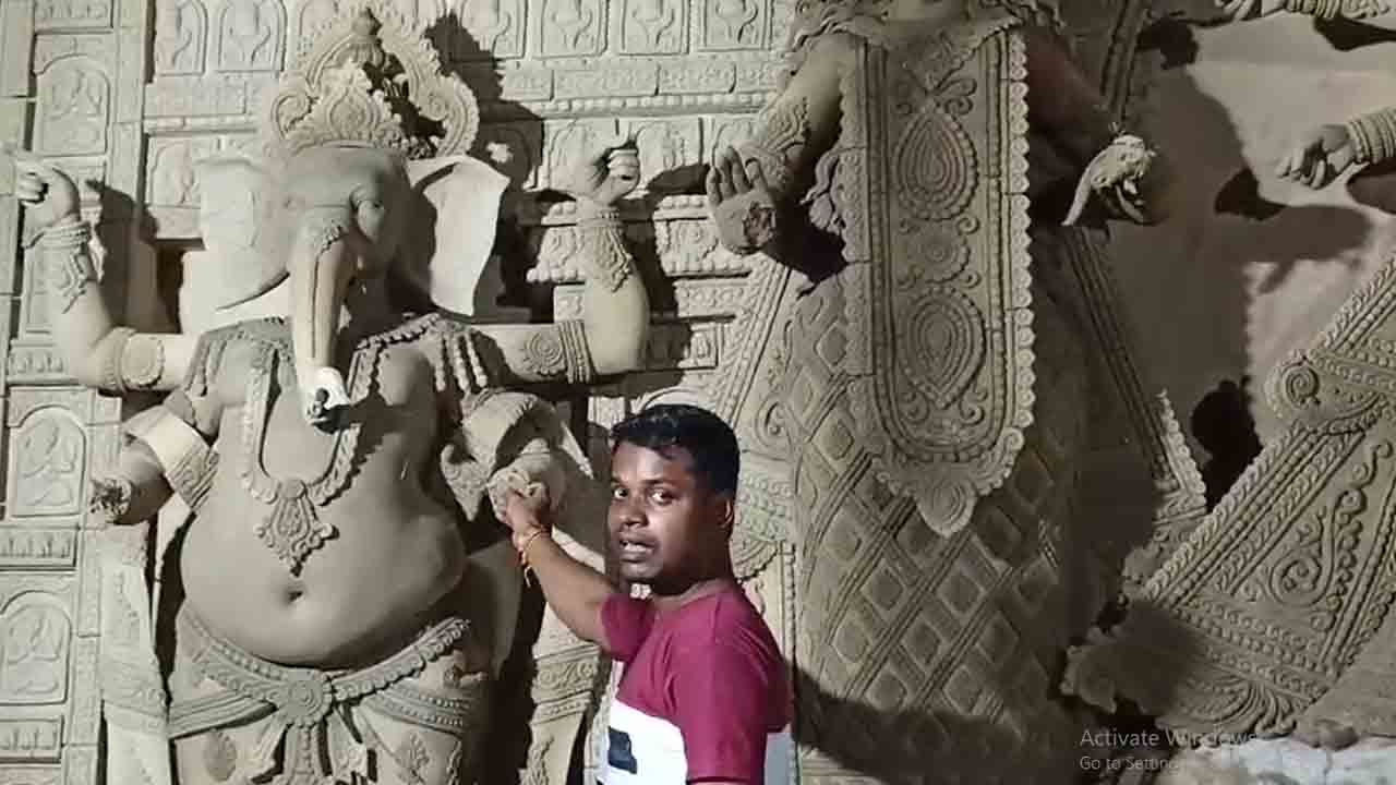 Idol.jpg