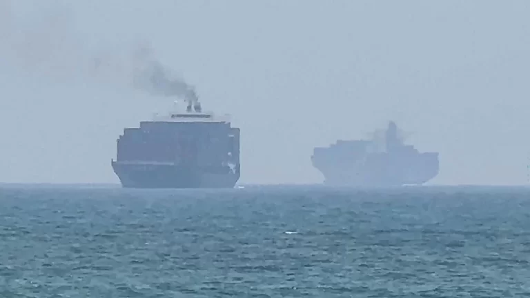 strait-of-hormuz-d-OWZx6gPNRlnA-1024x576.webp
