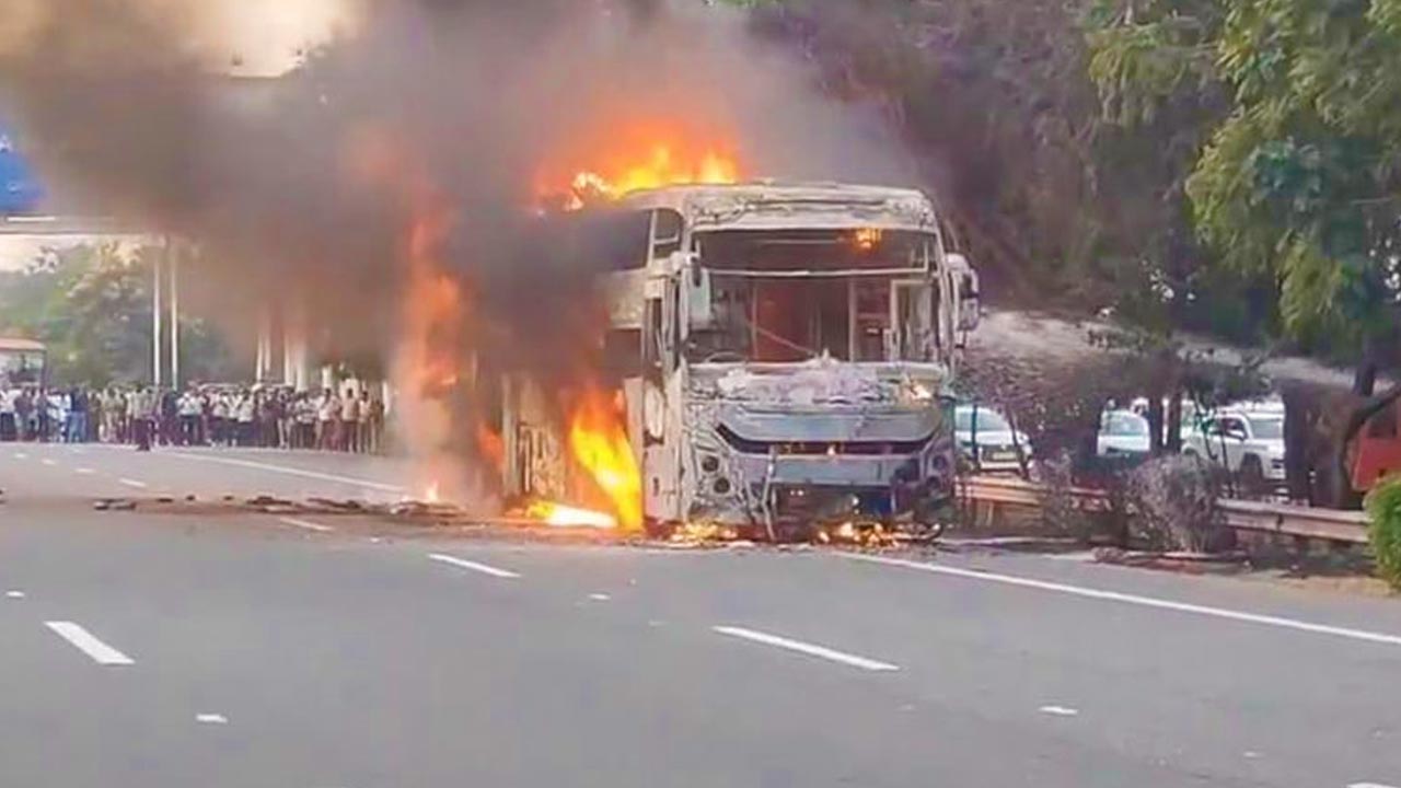 bus-fire.jpg