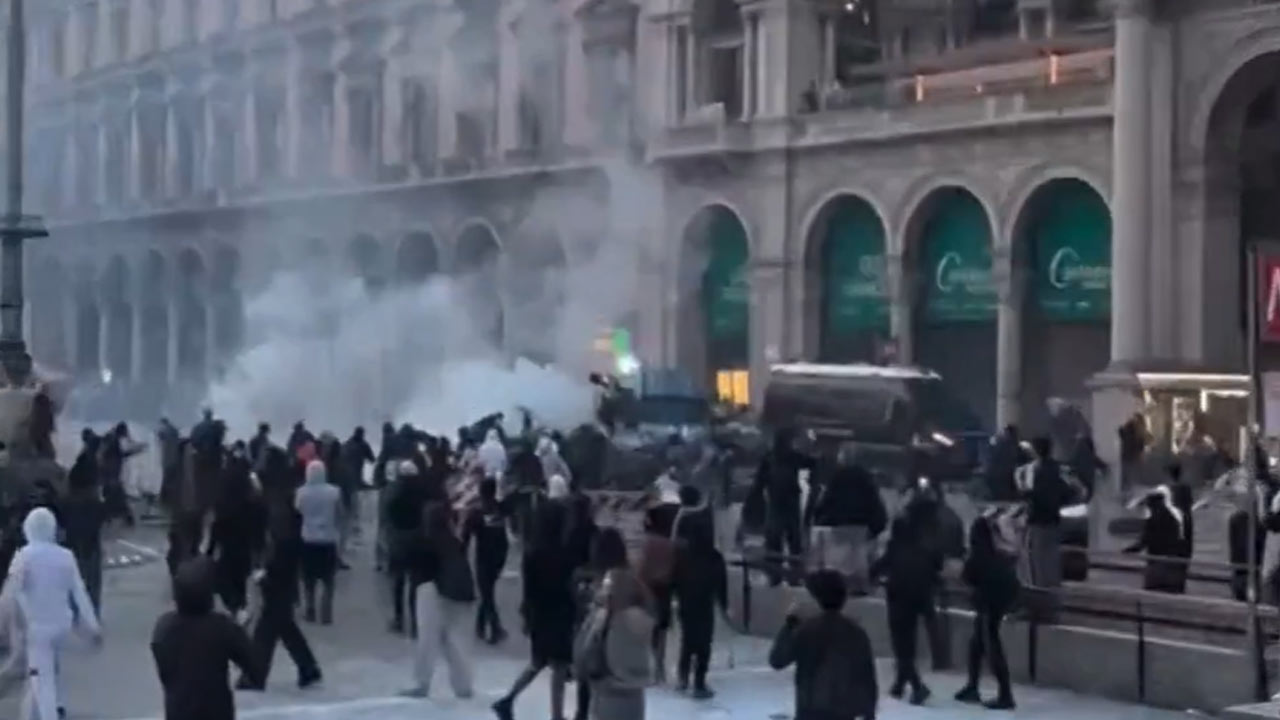 italy-protest-1.jpg