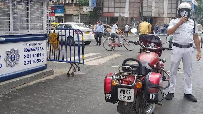 kolkata-traffic-police.jpg