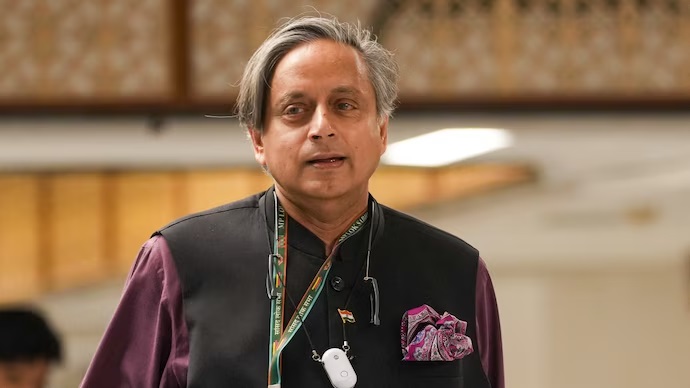 shashi-tharoor.jpg