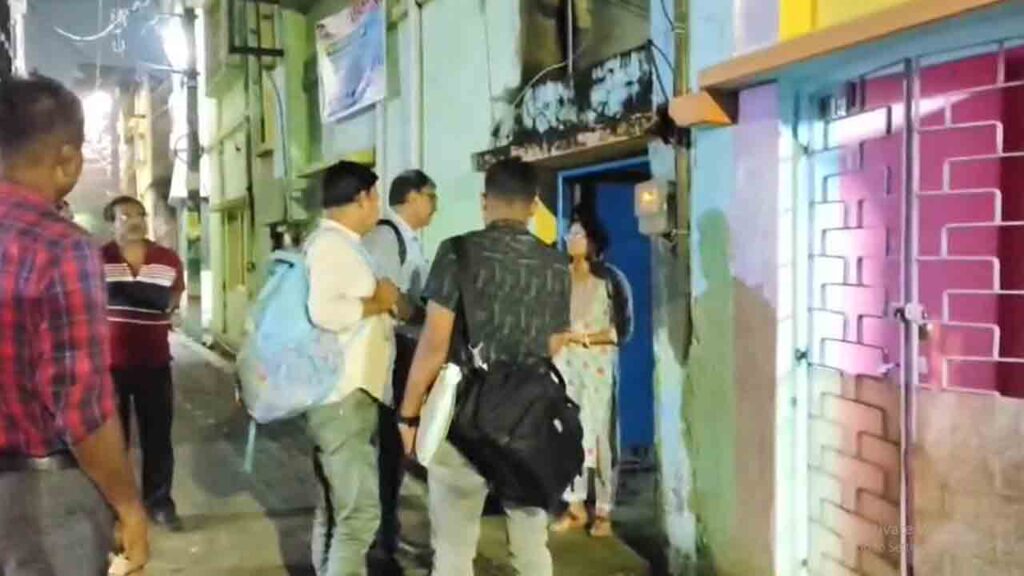 চুঁচুড়া-বড়-বাজারের-ইডি-হানা.jpg